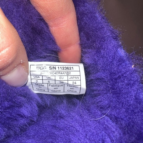 Like new purple mini UGG boots, size 7 - Picture 3 of 3